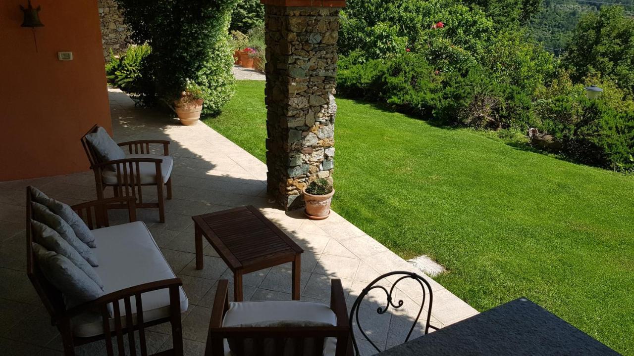 Villa Claudia Quiliano Exterior foto