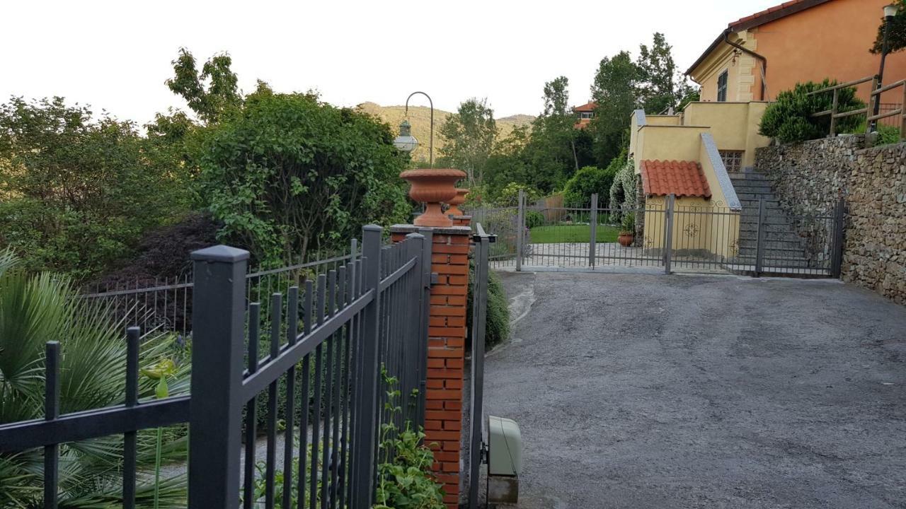 Villa Claudia Quiliano Exterior foto
